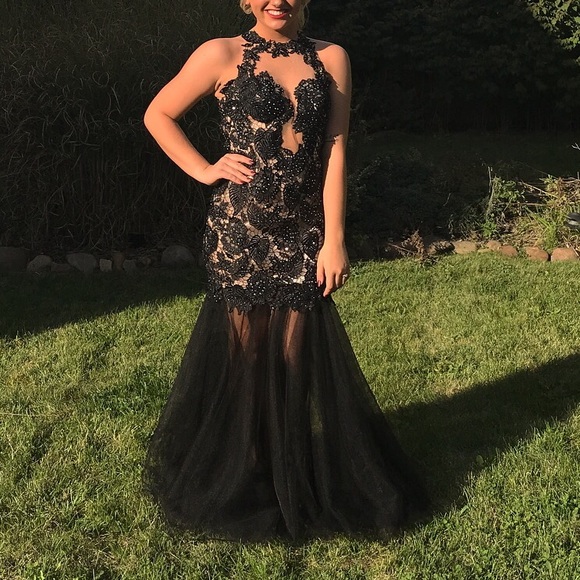 Sherri Hill prom dress